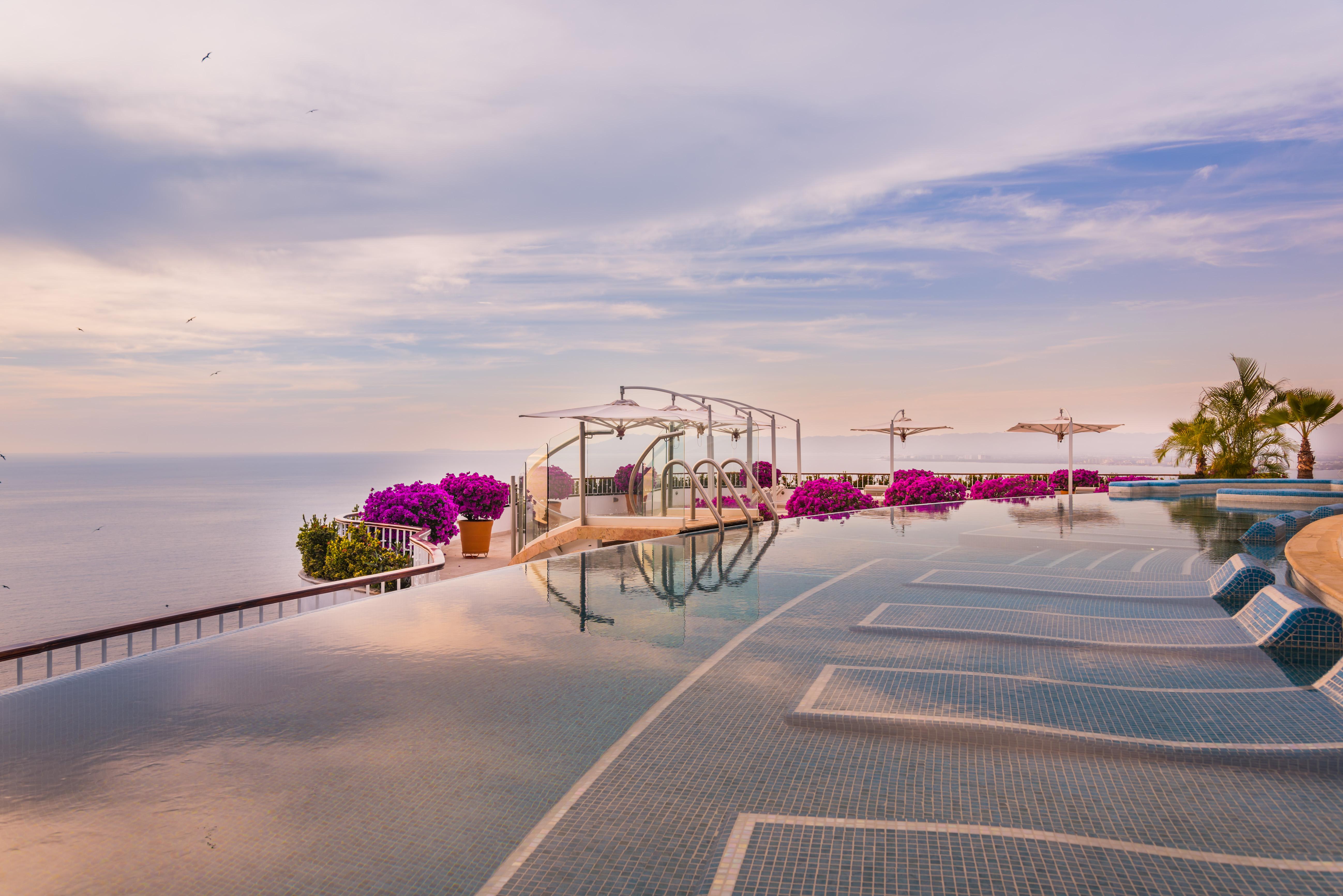 Grand Miramar All Luxury Suites & Residences (Adults Only) Puerto Vallarta Eksteriør billede